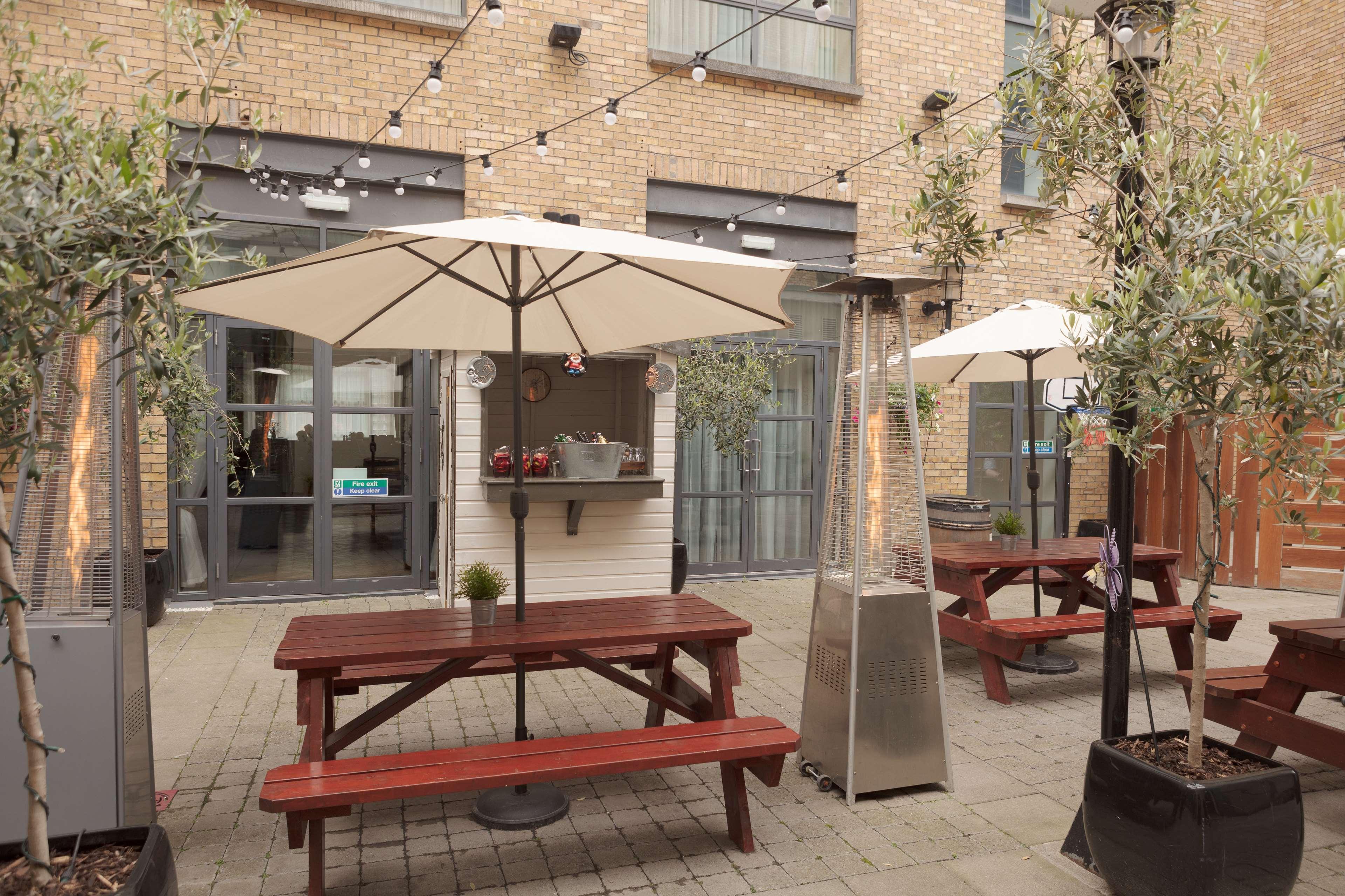 Hilton Dublin Hotel Luaran gambar